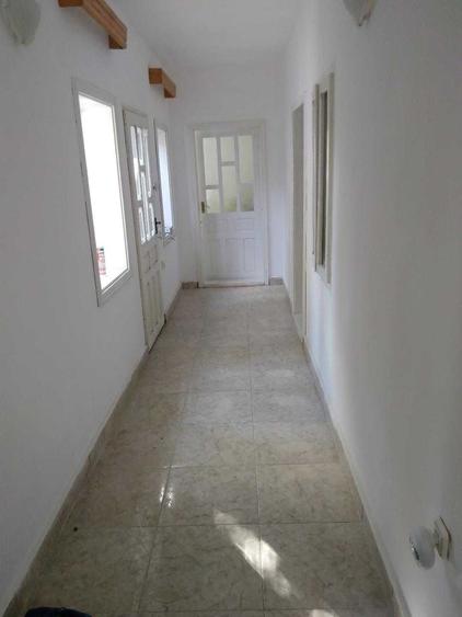 Casă cu 3 camere în Valea Cânepii
