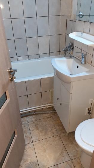 Apartament cu 2 camere decomandat, mobilat în Eroii Revoluției