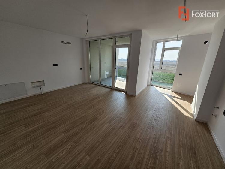 Apartament cu 3 camere în Torontalului