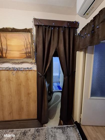 Apartament cu 3 camere decomandat în Mircea cel Bătrân