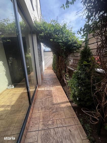 Casă cu 4 camere cu Teren 400 Mp în Rediu