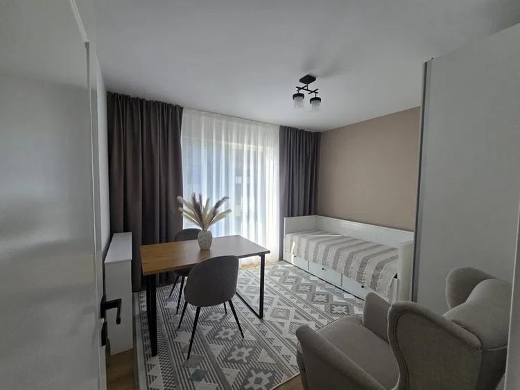Apartament cu 2 camere decomandat, mobilat în Florești — fotografia 2