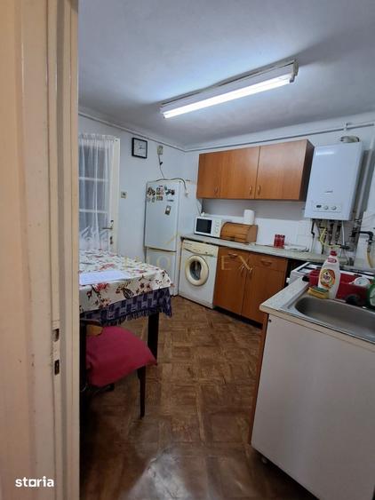Casa P+1 cu doua apartamente independente, teren de 385 mp Dambul - 12