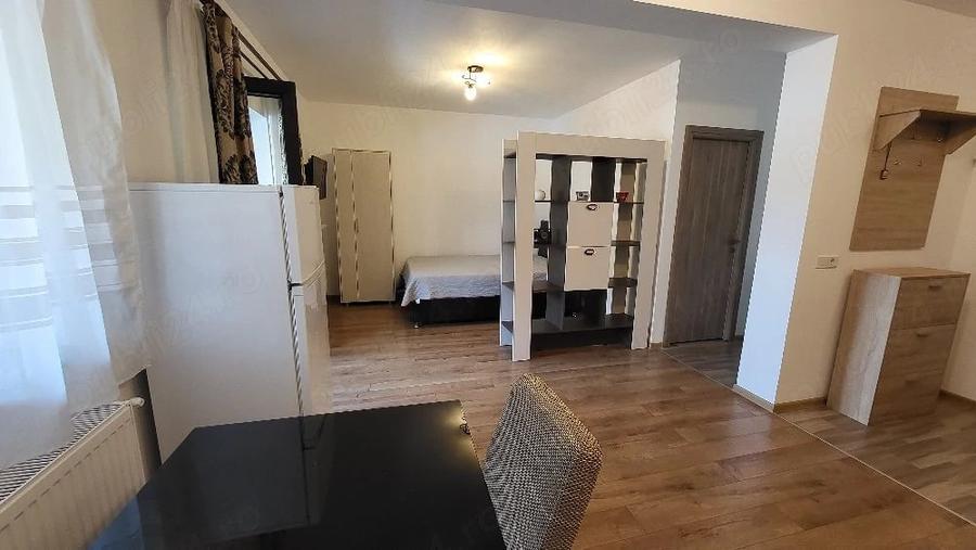 Garsonieră semidecomandată în Trivale