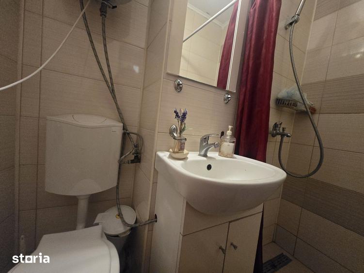 Apartament cu 3 camere de vanzare Zona Nord, Constan?a - 2