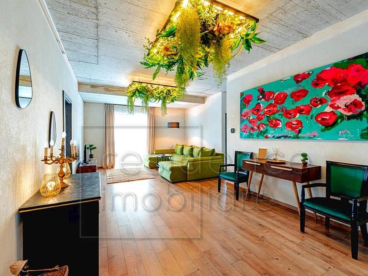 Apartament cu 3 camere nedecomandat, mobilat în Aeroport