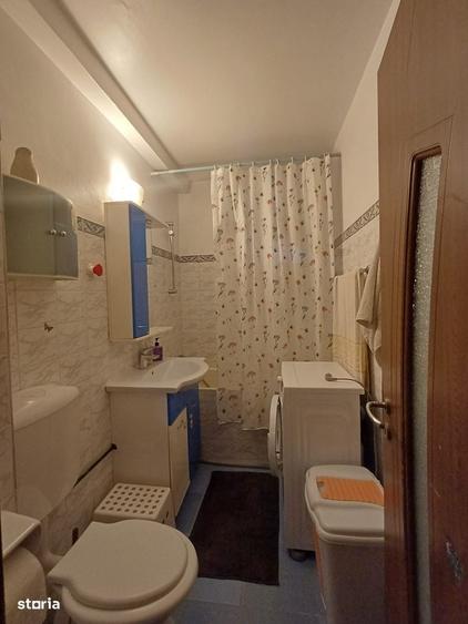 Apartament cu 3 camere în Dristor