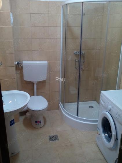 Garsonieră decomandată în Central