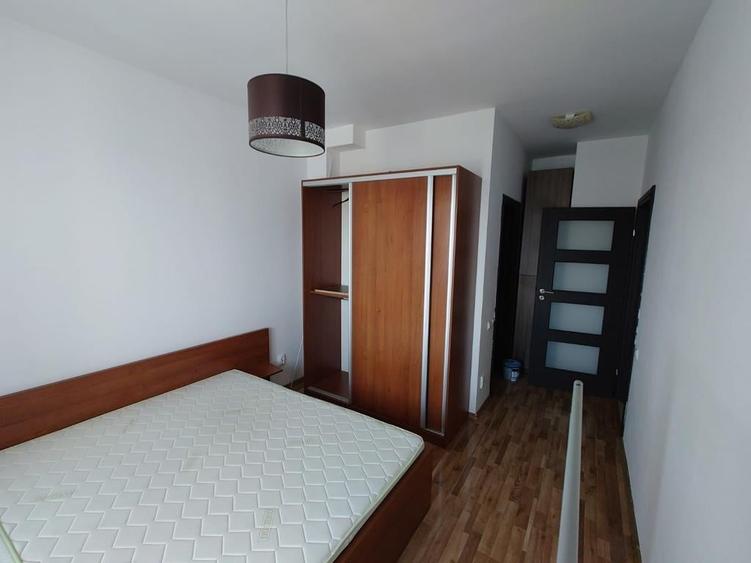 Apartament cu 3 camere decomandat, mobilat în Chitila