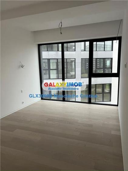 Apartament cu 3 camere decomandat în Floreasca