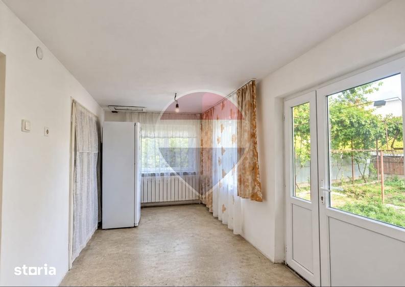Casă cu 3 camere cu Teren 2100 Mp în Valea lui Ion