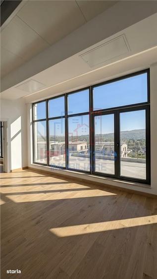 Apartament cu 4 camere în Bucium