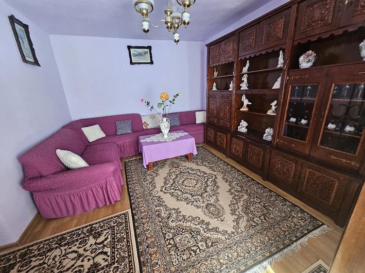 Casă cu 25 camere cu Teren 1600 Mp în Mașloc