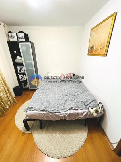 Apartament cu 4 camere decomandat, mobilat în Precista