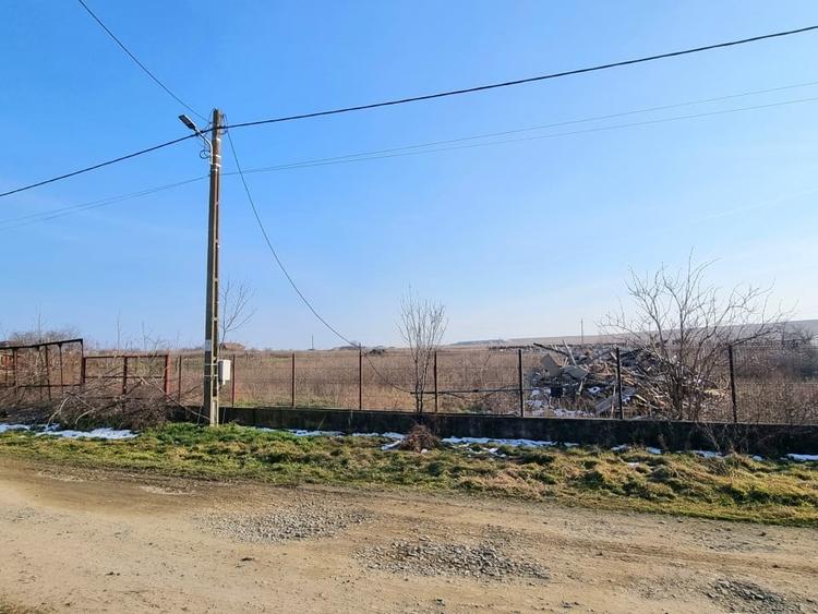 Teren Construcții intravilan de 7400 mp, în Sibioara