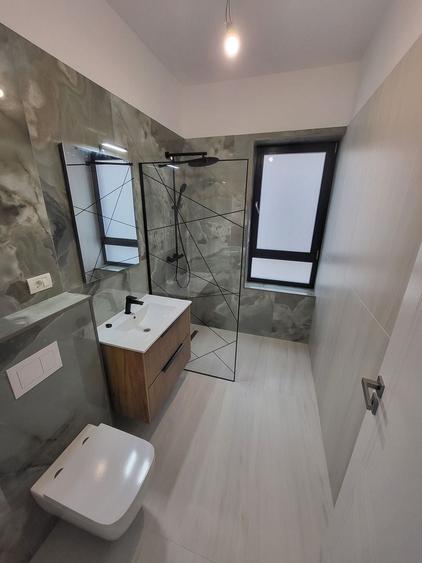 Apartament cu 2 camere semidecomandat în Giroc