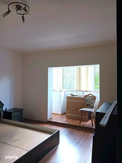 Apartament cu 2 camere decomandat în Valea Cetății