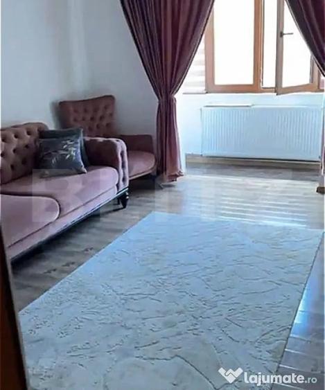 Apartament cu 3 camere decomandat în Democrației
