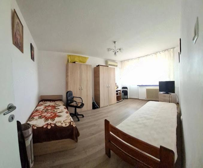Garsonieră decomandată în Iosefin