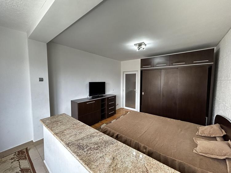 Apartament cu 2 camere decomandat, mobilat în Podgoria