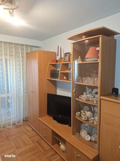 Apartament cu 4 camere în Micălaca