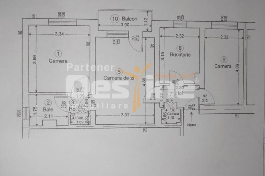 Apartament cu 3 camere semidecomandat în Nord