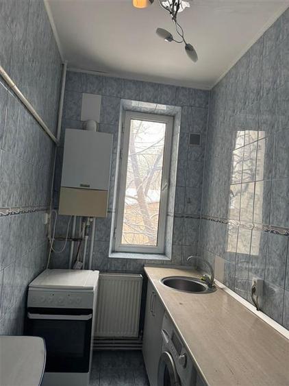 Apartament cu 2 camere decomandat, mobilat în Centru Civic
