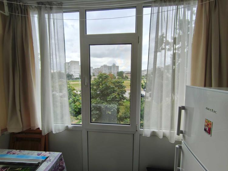 Inchiriez Apartament 2 camere, mobilat, 34 mp, persoana fizica - 3