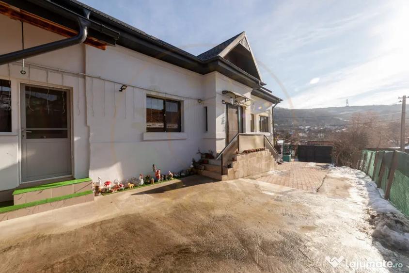 Casă cu 4 camere cu Teren 2594 Mp în Ștefănești