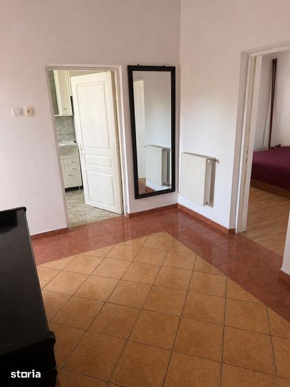 Casă cu 6 camere cu Centrală Termică în Giulești