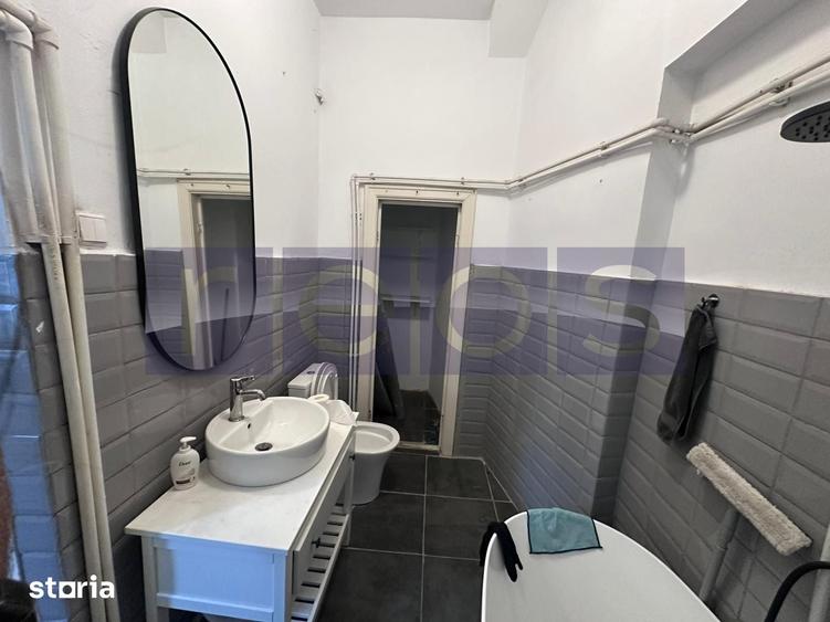 Apartament cu 2 camere decomandat în Centrul Istoric