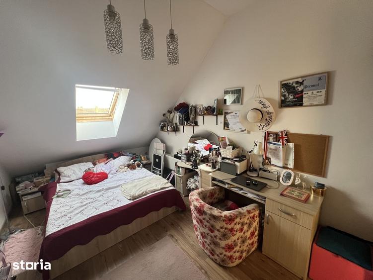 Apartament cu 3 camere în Soarelui