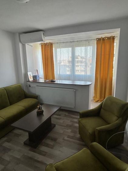 Apartament cu 2 camere decomandat în Rogerius