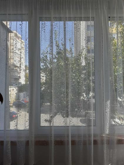 Apartament cu 3 camere decomandat în Exterior Vest