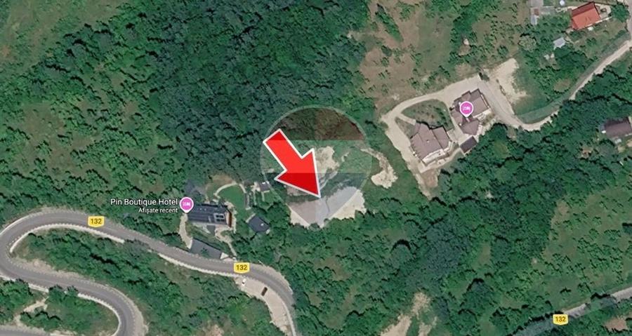 Teren Construcții intravilan de 2768 mp, în Pietroșița