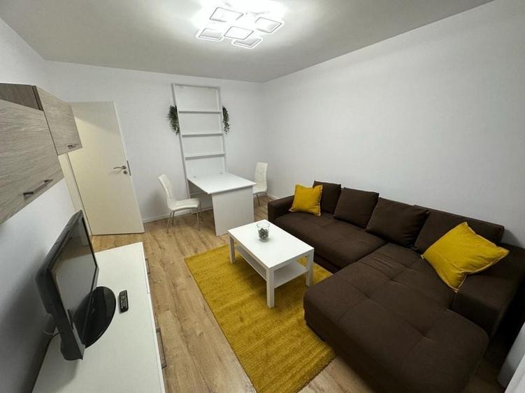 Apartament cu 2 camere decomandat în Giurgiului