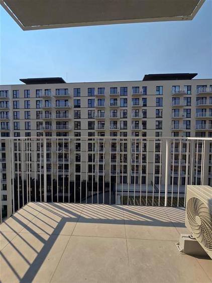Apartament cu 2 camere decomandat în Podu Roș