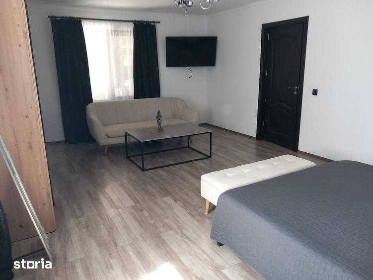 Casă cu 4 camere cu Teren 585 Mp în Smârdan