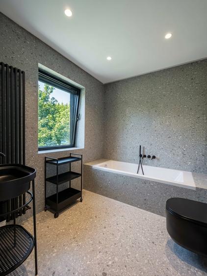 Apartament cu 3 camere decomandat în Floreasca