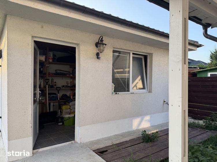 Casă cu 4 camere cu Teren 550 Mp în Crevedia