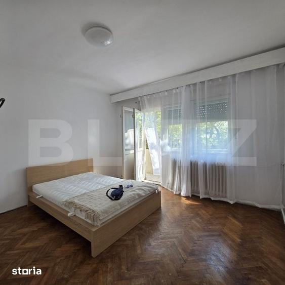 Apartament cu 3 camere decomandat în Central