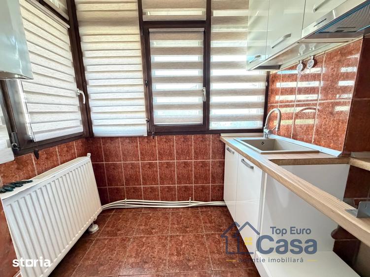 Apartament cu 2 camere decomandat în Central