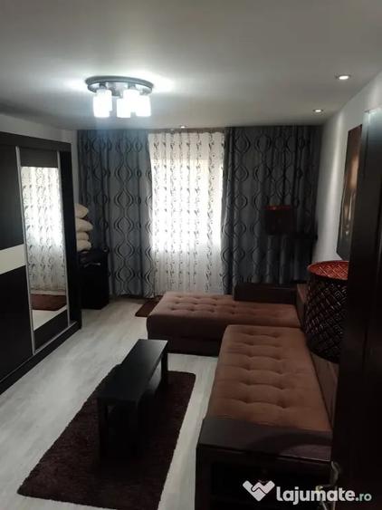 Apartament cu 2 camere decomandat în Costin Georgian