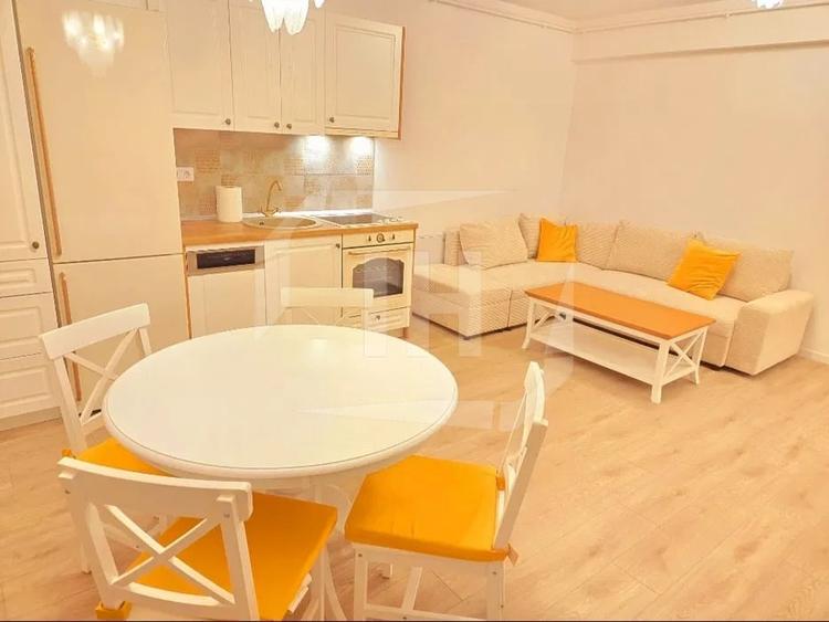 Apartament cu 2 camere semidecomandat, mobilat în Zorilor