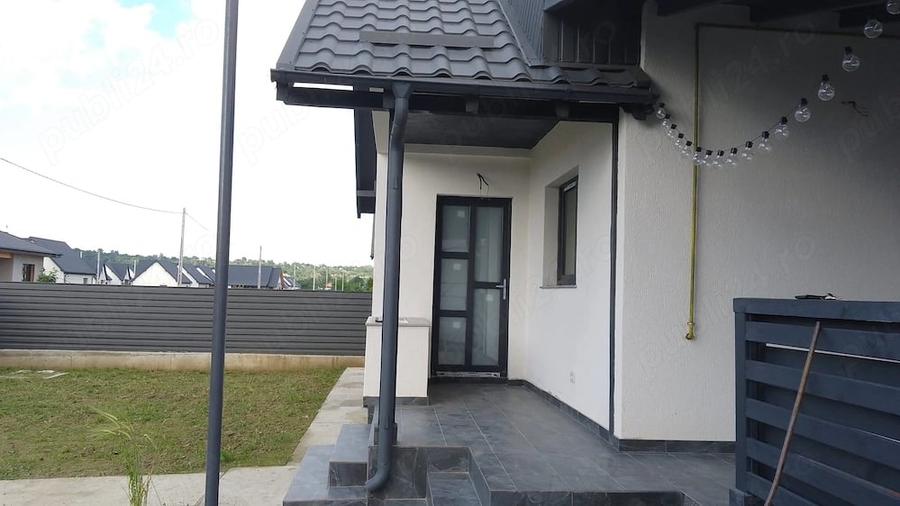 Casă cu 2 camere cu Teren 400 Mp în Central