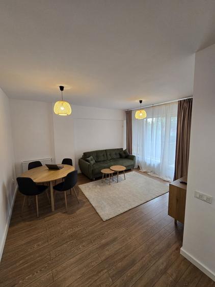 Apartament cu 2 camere decomandat în Jiului