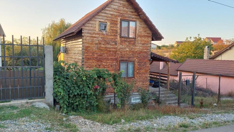 Casă cu 4 camere în Cihei