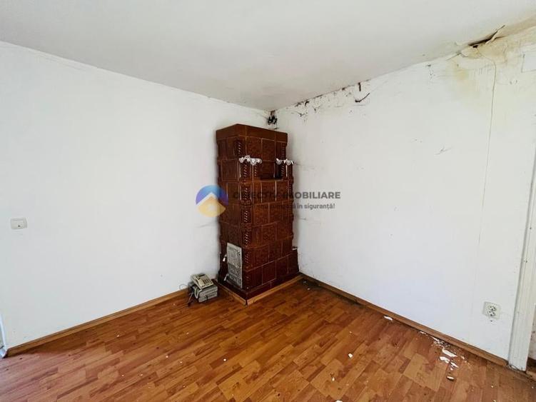 CASA cu teren intravilan  2273 mp , GRUMǍZEȘTI - 4