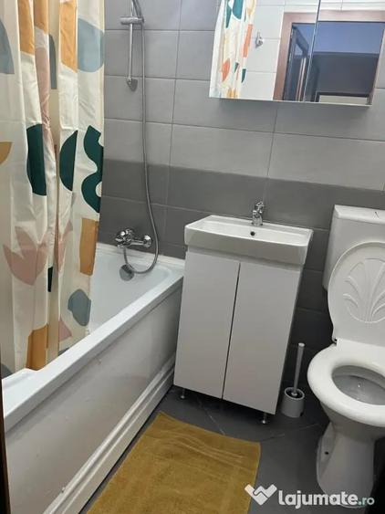 Apartament cu 2 camere decomandat în Drumul Taberei