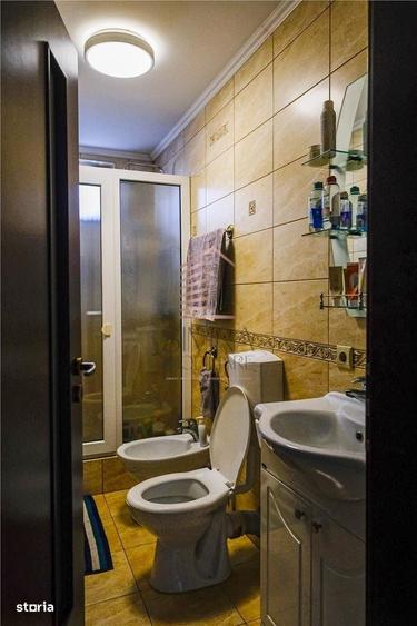 Casa de vanzare cu teren de 722 mp in Sanmartin - 1